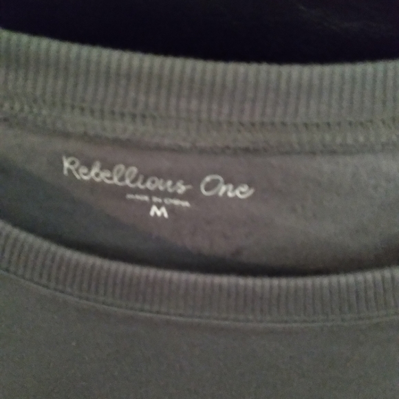 Sweatshirt - Picture 2 of 4